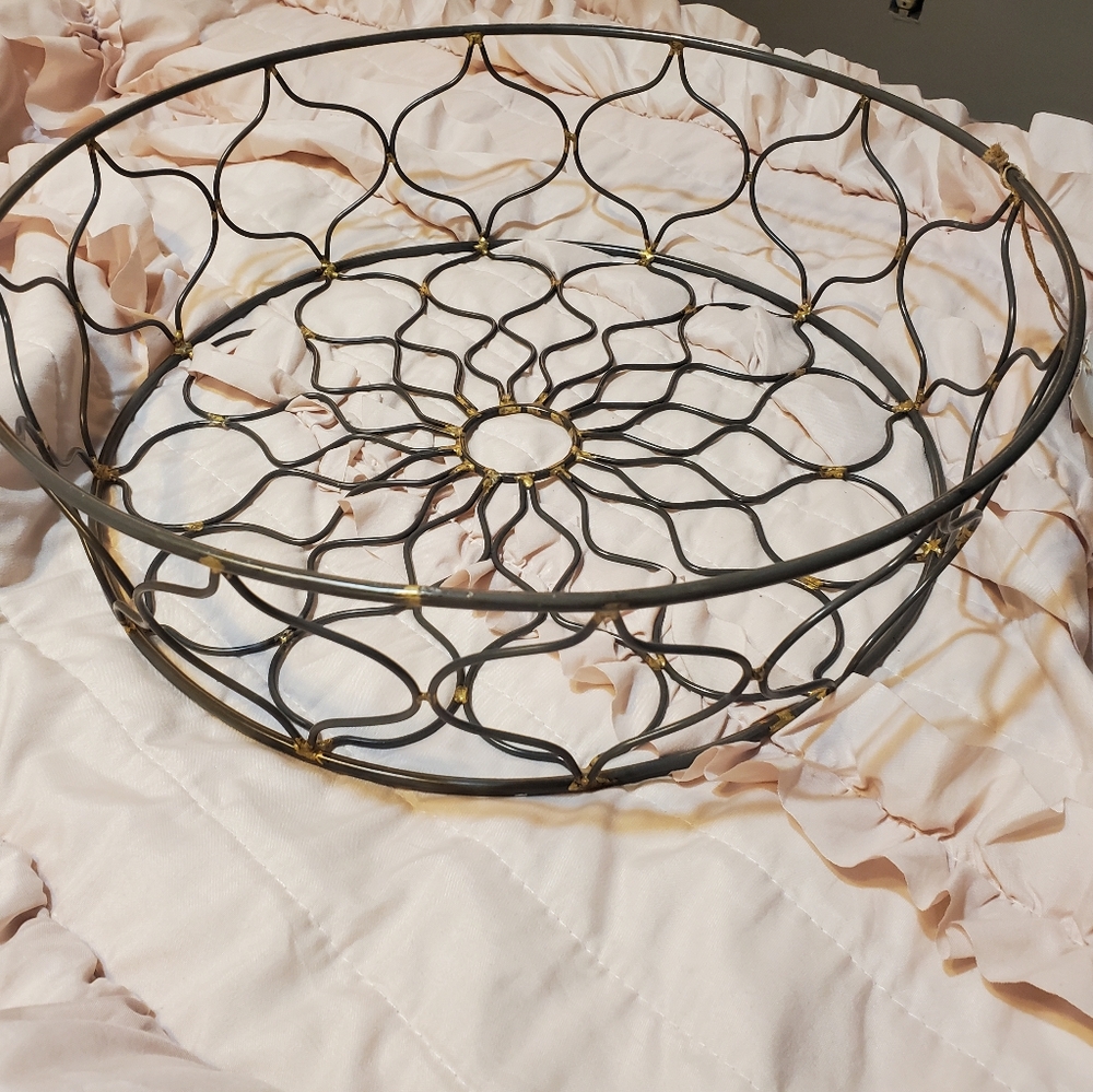Biltmore Decorative Round Tray